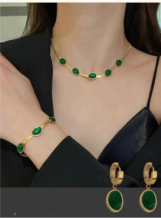 Oval Green Crystal Necklace Set With Bracelet